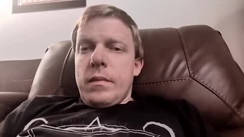 Snapshot of aj89774 chatting on 01-11-26, 09:31 aj89774 online show from 01-11-26, 09:31