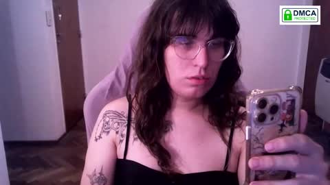 Snapshot of akamedolle chatting on 01-11-26, 03:44 Veronica Akame 3 online show from 01-11-26, 03:44