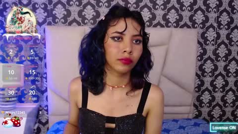 A K A N E  U W U online show from 12-31-24, 02:58