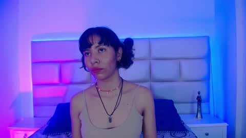 A K A N E  U W U online show from 03-02-25, 08:18