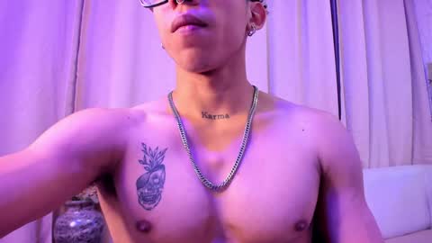 akazaboy online show from 01-18-25, 04:37