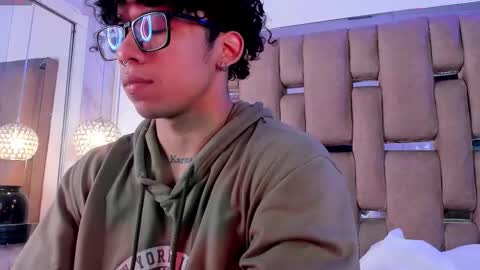 Snapshot of akazaboy chatting on 03-04-26, 05:13 akazaboy online show from 03-04-26, 05:13