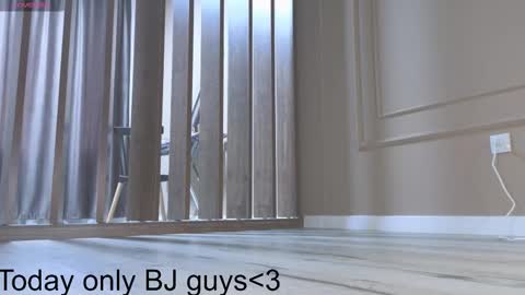 Snapshot of ake_mi chatting on 10-27-25, 05:22 Akemi your little tyan online show from 10-27-25, 05:22