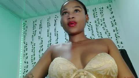 Snapshot of akemy_saunderz chatting on 06-01-26, 02:46 akemy_saunderz online show from 06-01-26, 02:46