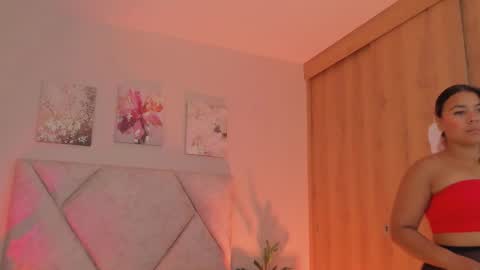 Snapshot of akendacurls2 chatting on 11-16-25, 03:17 Akenda online show from 11-16-25, 03:17