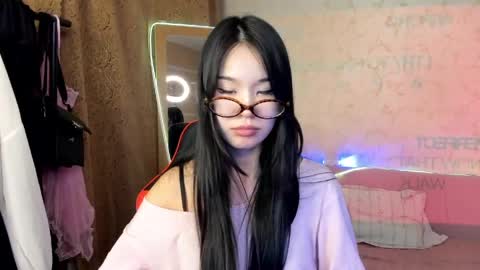 Snapshot of akiba_cute chatting on 05-07-26, 07:19 akiba_cute online show from 05-07-26, 07:19