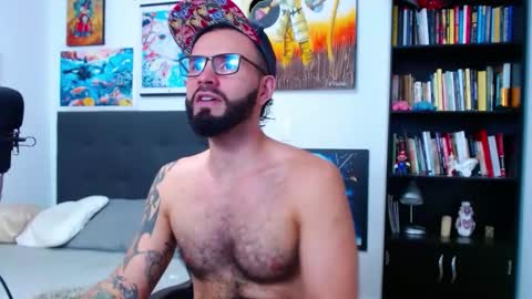 akiles online show from 10-28-25, 11:51