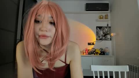 Snapshot of akime_girl chatting on 11-19-25, 03:17 Akime online show from 11-19-25, 03:17