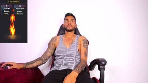 Snapshot of akira_tattoo chatting on 01-09-25, 02:01 Akira online show from 01-09-25, 02:01