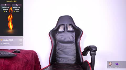 Snapshot of akira_tattoo chatting on 01-19-25, 02:04 Akira online show from 01-19-25, 02:04