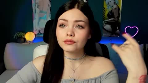 Snapshot of akirakatsu chatting on 01-18-25, 11:00 Akira online show from 01-18-25, 11:00