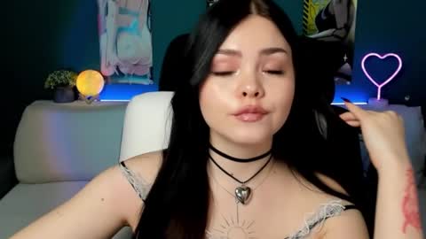 Snapshot of akirakatsu chatting on 01-23-25, 09:18 Akira online show from 01-23-25, 09:18