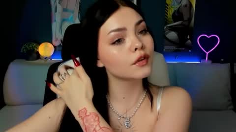 Snapshot of akirakatsu chatting on 01-24-25, 03:13 Akira online show from 01-24-25, 03:13