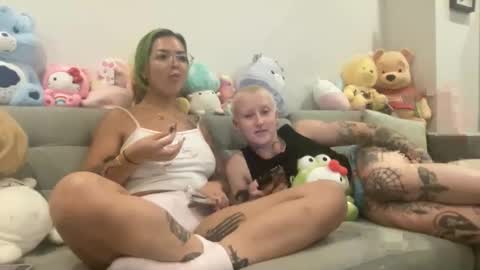 Snapshot of akirazayy chatting on 02-23-26, 09:39 Akira Zay online show from 02-23-26, 09:39