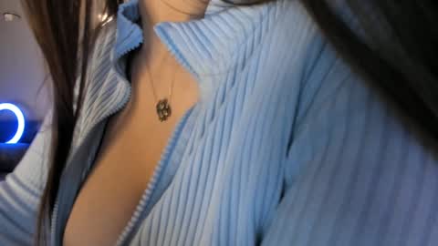 Akura is here 3 online show from 03-17-26, 03:48