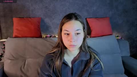 Snapshot of al1ice_moures chatting on 12-04-25, 01:26 Al1ice online show from 12-04-25, 01:26