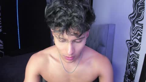 Snapshot of ala_ha_ chatting on 05-22-26, 02:40 Ander uwu online show from 05-22-26, 02:40
