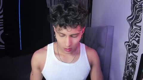 Snapshot of ala_ha_ chatting on 06-17-26, 03:09 Ander uwu online show from 06-17-26, 03:09