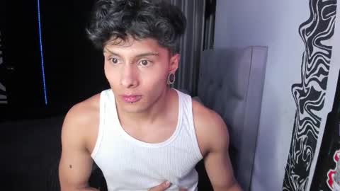Snapshot of ala_ha_ chatting on 06-26-26, 02:49 Ander uwu online show from 06-26-26, 02:49