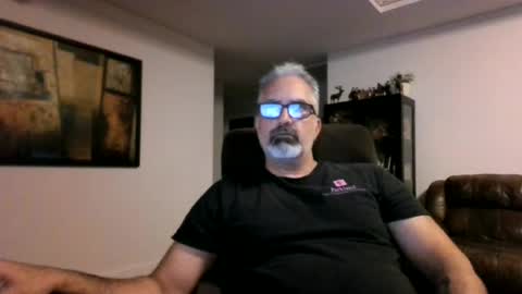 Snapshot of aladdin31673 chatting on 06-06-26, 01:54 aladdin31673 online show from 06-06-26, 01:54