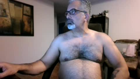 Snapshot of aladdin31673 chatting on 06-24-26, 01:37 aladdin31673 online show from 06-24-26, 01:37