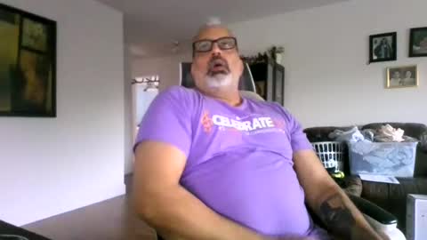 Snapshot of aladdin31673 chatting on 07-18-26, 12:37 aladdin31673 online show from 07-18-26, 12:37