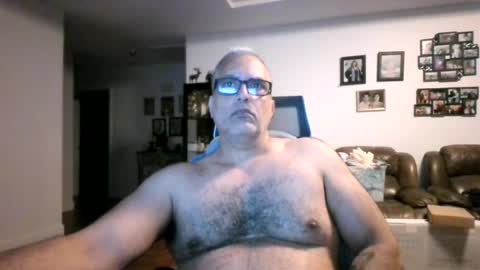 Snapshot of aladdin31673 chatting on 07-22-26, 03:31 aladdin31673 online show from 07-22-26, 03:31