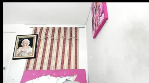 Snapshot of alahia66 chatting on 05-09-26, 11:26 alahia66 online show from 05-09-26, 11:26
