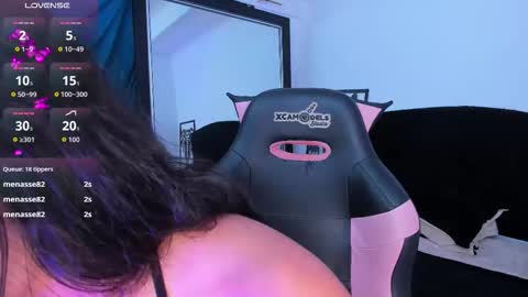 Snapshot of alahiiagp chatting on 11-18-25, 08:13 Carol perez online show from 11-18-25, 08:13