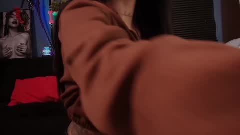 Alaia online show from 02-28-25, 03:26