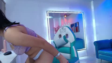 Snapshot of alaia_beats chatting on 05-23-26, 07:51 alaia_beats online show from 05-23-26, 07:51