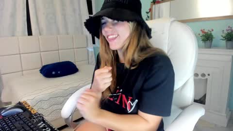 Alaia online show from 01-11-25, 04:36