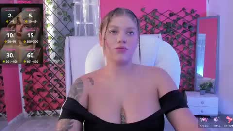 Snapshot of alaia_greyy chatting on 07-22-26, 12:52 Alaia online show from 07-22-26, 12:52