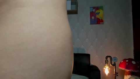Snapshot of alaia_love77 chatting on 07-18-26, 10:57 Alaia online show from 07-18-26, 10:57