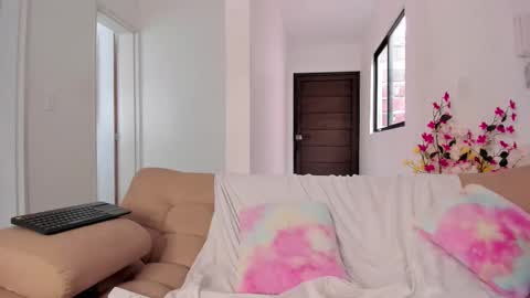 Alaia  online show from 11-20-25, 08:30