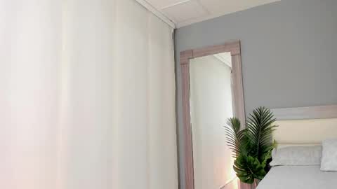 alaiaguerra online show from 09-18-25, 07:49