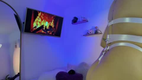   online show from 04-28-26, 10:31