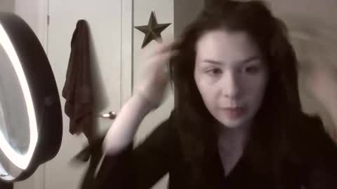 Snapshot of alainaseren chatting on 05-19-26, 05:36 alainaseren online show from 05-19-26, 05:36
