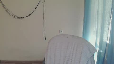 Snapshot of alalaska_ana chatting on 04-30-26, 07:47 Anna online show from 04-30-26, 07:47