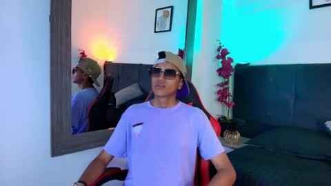 Snapshot of alan_colthon chatting on 04-21-26, 08:34 alan_colthon online show from 04-21-26, 08:34