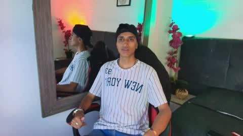 Snapshot of alan_colthon chatting on 04-25-26, 03:53 alan_colthon online show from 04-25-26, 03:53