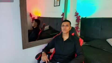 Snapshot of alan_colthon chatting on 04-29-26, 03:43 alan_colthon online show from 04-29-26, 03:43