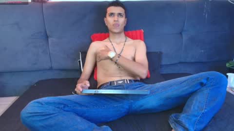 Snapshot of alan_colthon chatting on 05-24-26, 03:22 alan_colthon online show from 05-24-26, 03:22