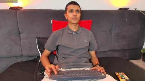 Snapshot of alan_colthon chatting on 05-25-26, 03:23 alan_colthon online show from 05-25-26, 03:23