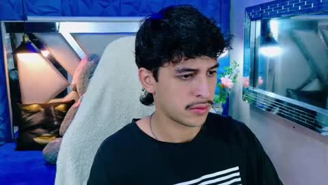 Snapshot of alan_del_reyy chatting on 01-08-26, 04:48 alan del reyy online show from 01-08-26, 04:48