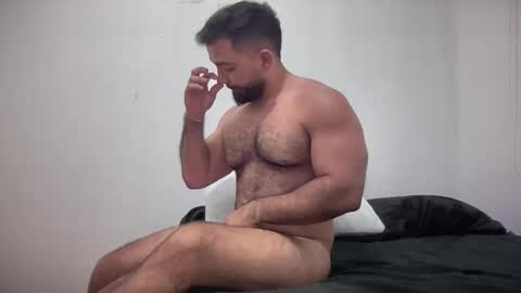 Snapshot of alan_fergusonn chatting on 09-27-25, 03:55 Alan Ferguson online show from 09-27-25, 03:55