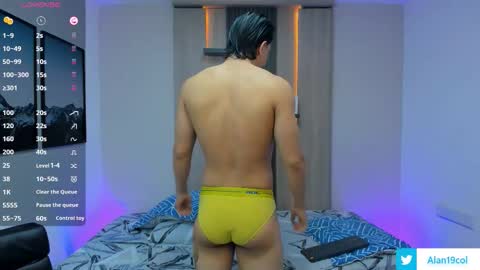 Snapshot of alan_nd_kevin chatting on 09-20-25, 07:26 Alan Kevin can we reach 100 thumbs up please guys online show from 09-20-25, 07:26