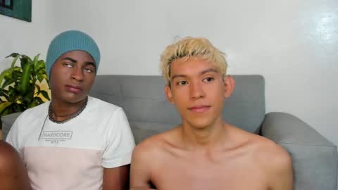 Alan and Criss - WE JUST FRIENDS WITH BENEFITS BOTH VERS online show from 12-05-24, 08:55