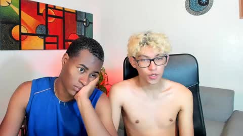 Alan and Criss - WE JUST FRIENDS WITH BENEFITS BOTH VERS online show from 01-11-25, 04:59