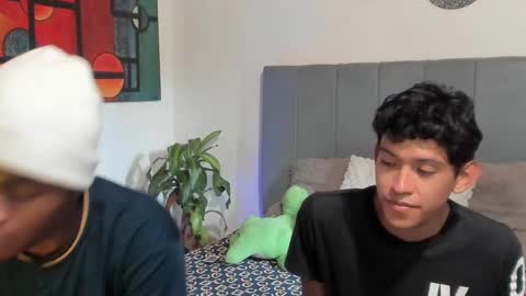 Alan and Criss - WE JUST FRIENDS WITH BENEFITS BOTH VERS online show from 10-17-25, 06:21